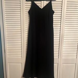 Jones Wear Elegant Black Maxi Dress